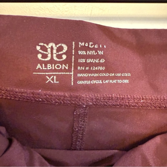 ALBION burgundy jetsetter jogger - Picture 4 of 5